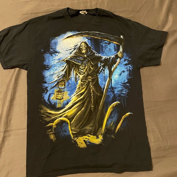 Grim reaper graphic T-shirt size Medium - Picture 2 of 6
